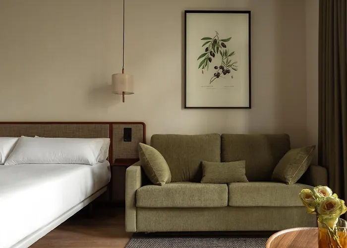 Batimont Suites & Apartments